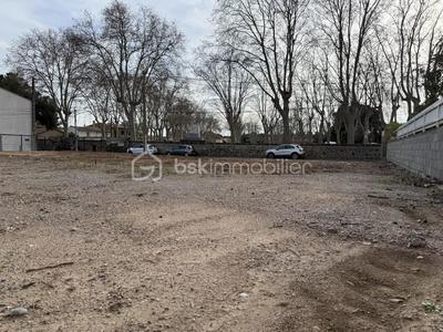 Terrain constructible - 918 m²