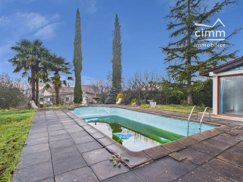 Maison - 174 m² - 6 pièces