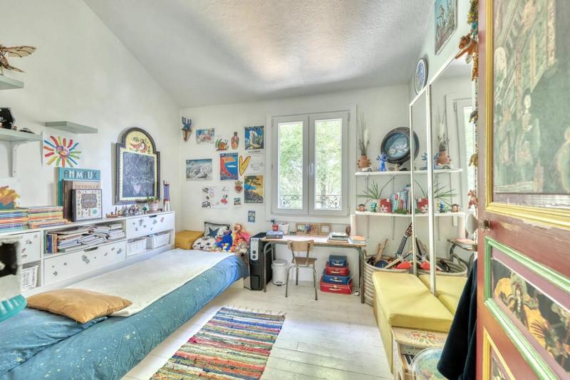 Appartement - 230 m² - 8 pièces