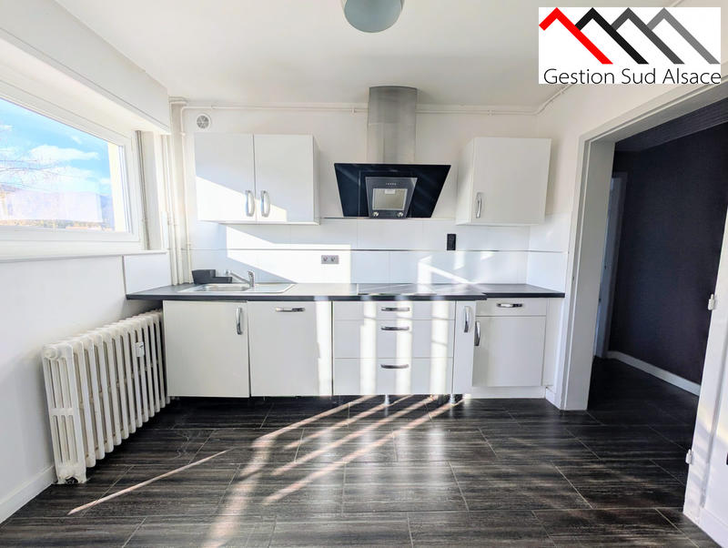 Appartement - 80 m² - 5 pièces