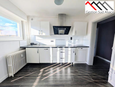 Appartement - 80 m² - 5 pièces