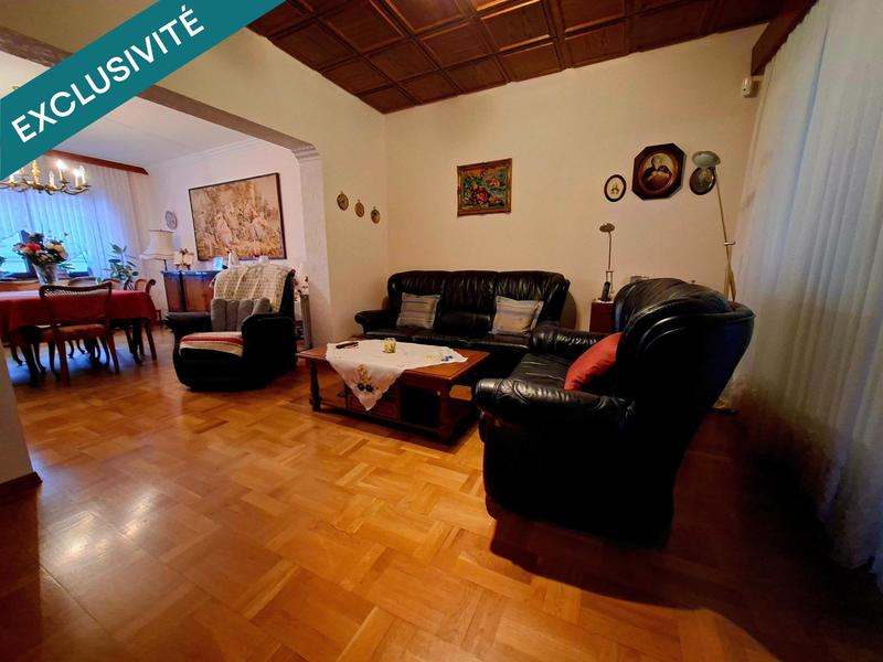 Maison - 200 m² - 7 pièces