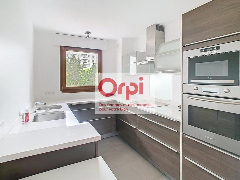 Appartement - 105 m² - 4 pièces