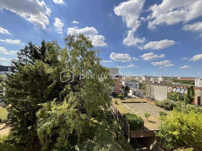 Appartement - 84 m² - 4 pièces