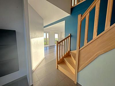 Maison - 139 m² - 5 pièces