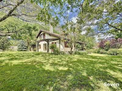 Maison - 158 m² - 6 pièces