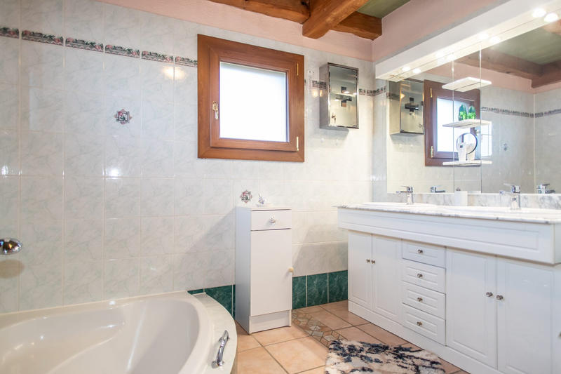 Maison - 157 m² - 5 pièces