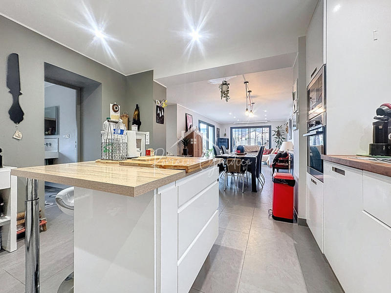 Maison - 87 m² - 3 pièces