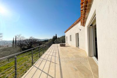 Villa - 145 m² - 6 pièces