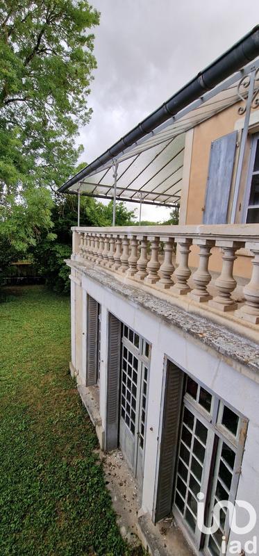 Maison - 225 m² - 7 pièces