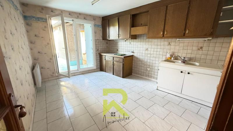 Immeuble - 136 m² - 6 pièces