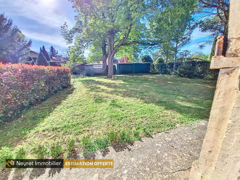 Château - 553 m² - 14 pièces