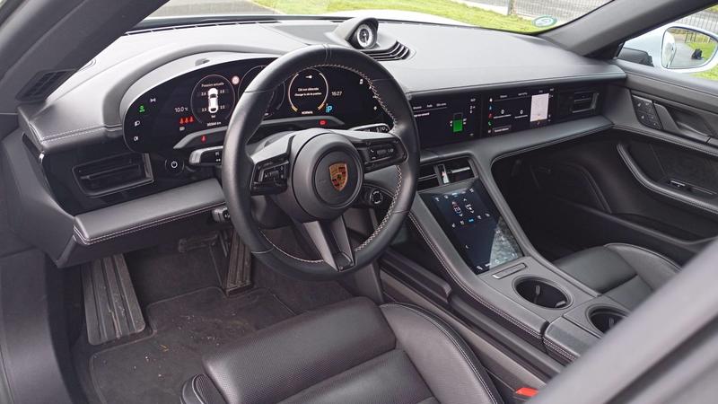 Porsche taycan Cross Turismo 4s 571 93.4 kWh n/A