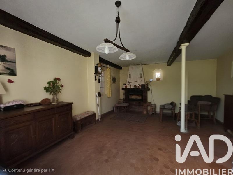 Maison - 217 m² - 8 pièces