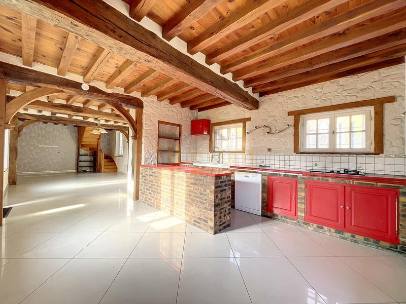 Maison - 104 m² - 6 pièces