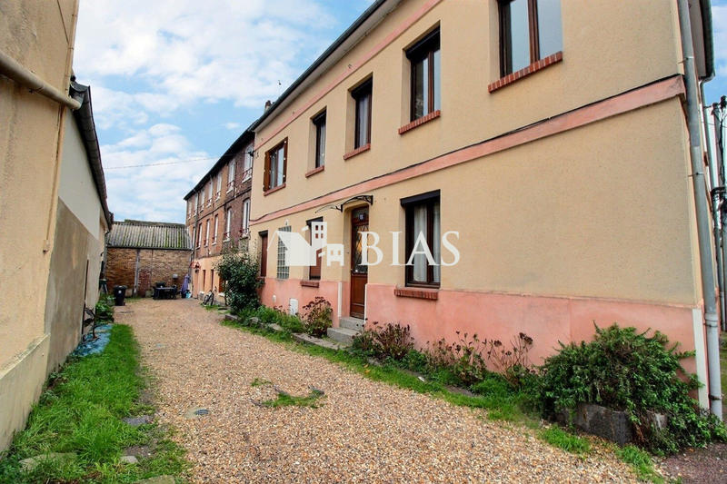 Maison - 174 m² - 7 pièces