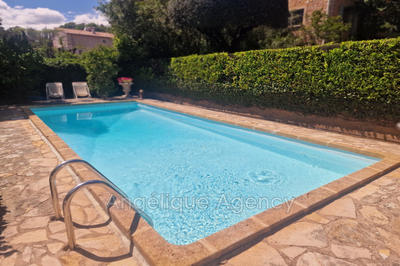 Maison - 191 m² - 6 pièces