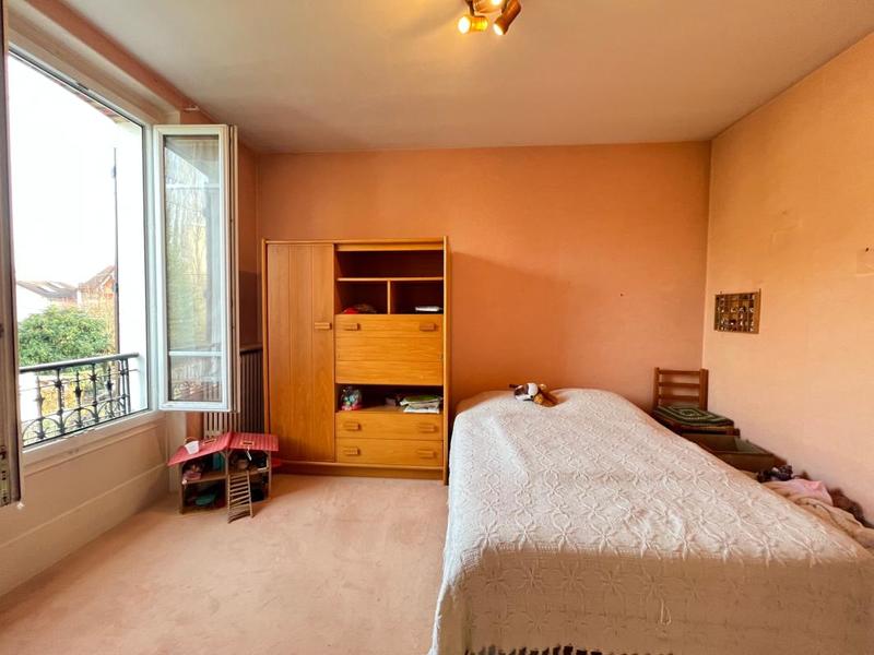 Maison - 80 m² - 5 pièces