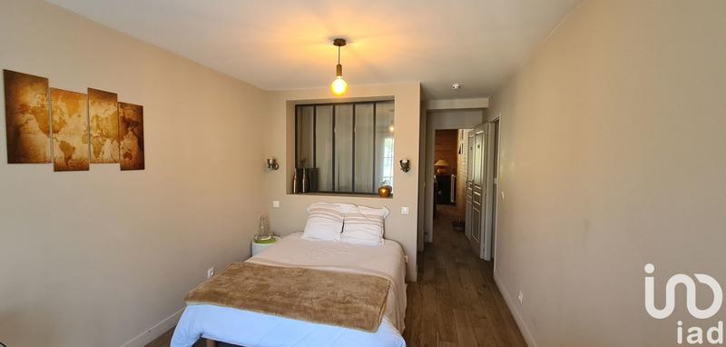 Maison - 219 m² - 6 pièces