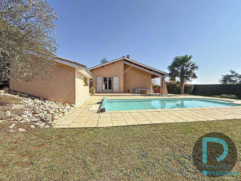 Villa - 125 m² - 5 pièces