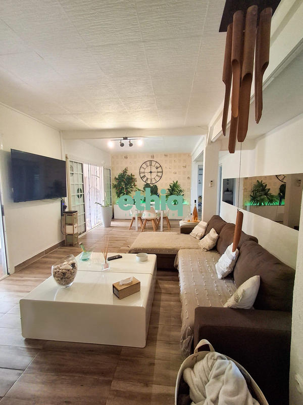 Maison - 133 m² - 4 pièces