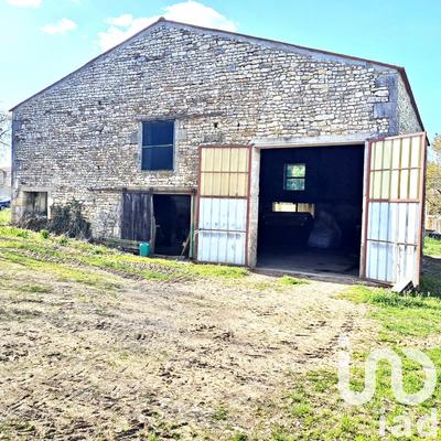 Ferme - 170 m² - 1 pièce