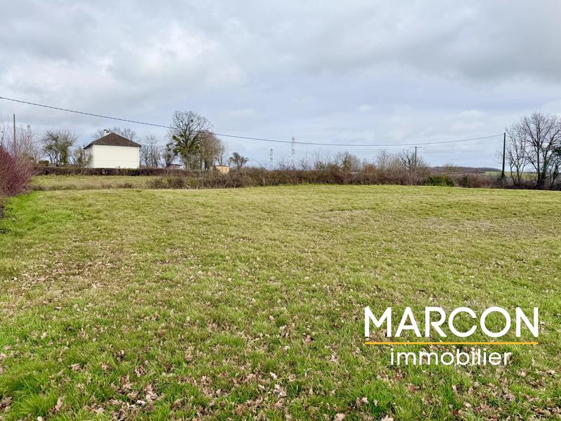 Terrain constructible - 2 523 m²