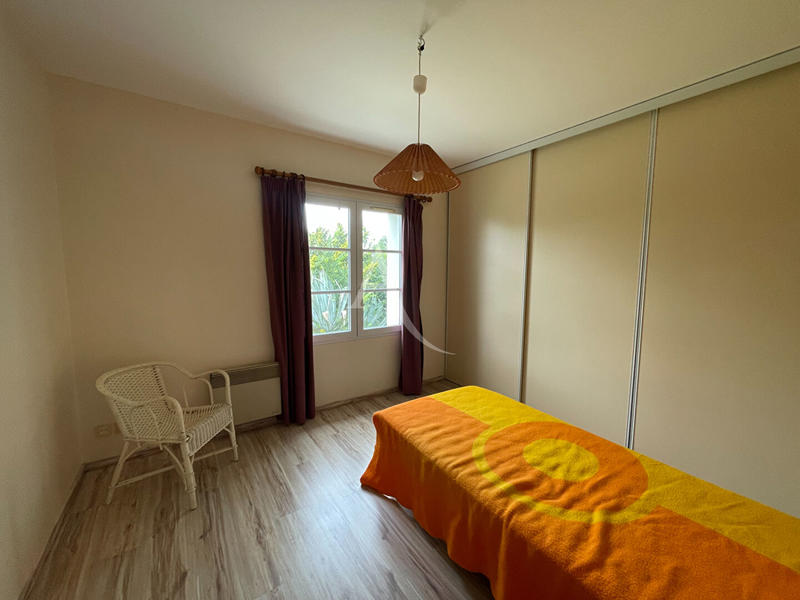 Maison - 99 m² - 5 pièces