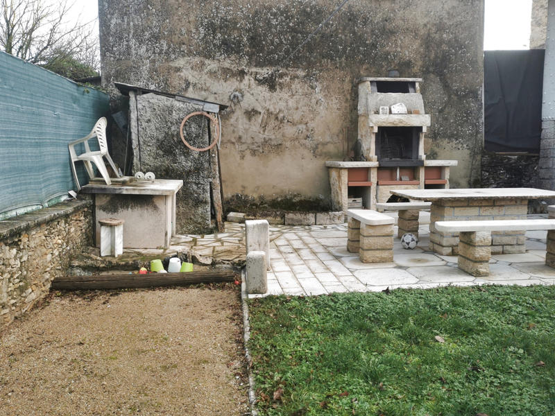 Maison de village - 90 m² - 4 pièces