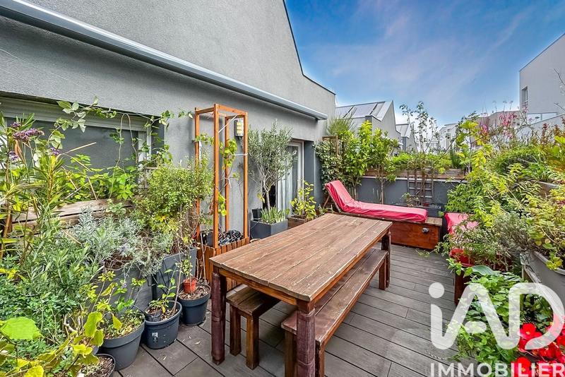 Appartement - 100 m² - 5 pièces