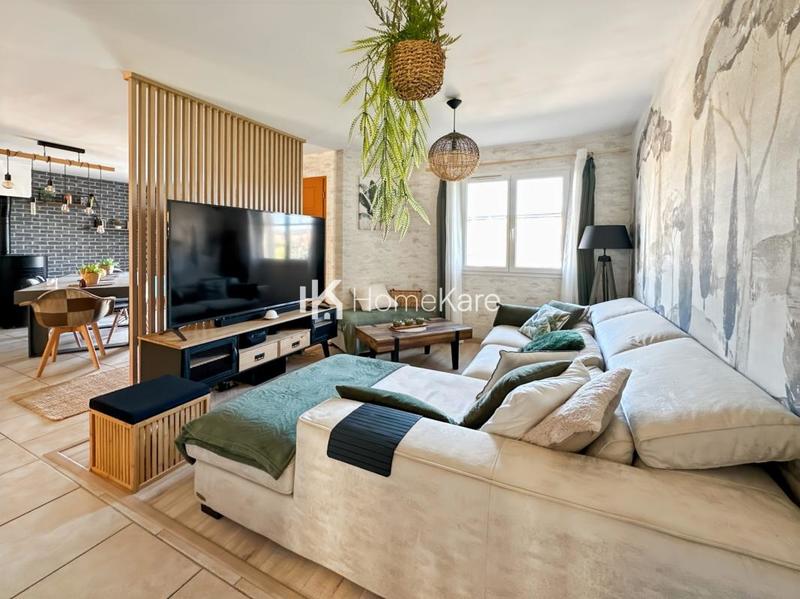 Maison - 105 m² - 4 pièces