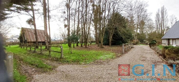 Maison - 220 m² - 9 pièces