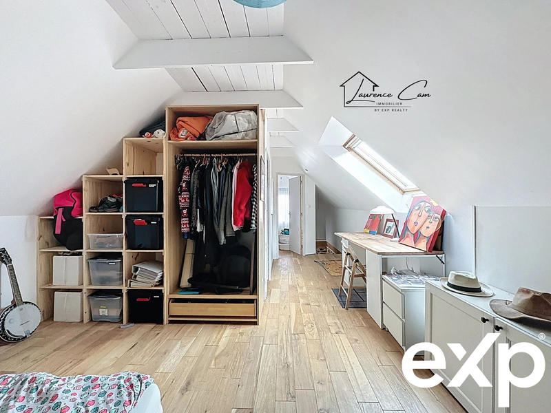 Maison - 184 m² - 6 pièces