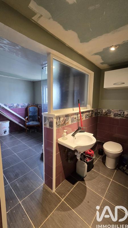 Maison - 223 m² - 13 pièces