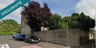 Maison - 332 m² - 13 pièces