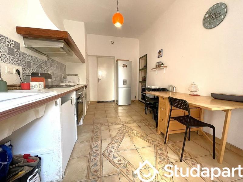 Chambre - 9 m² - 1 pièce