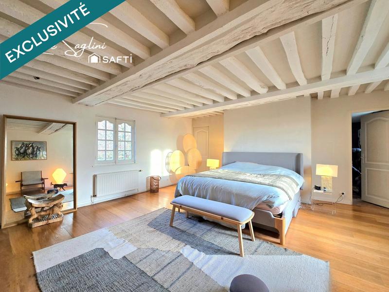 Maison - 295 m² - 8 pièces