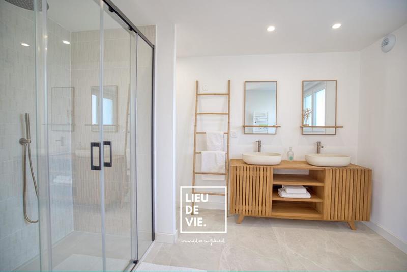 Maison ancienne - 325 m² - 9 pièces