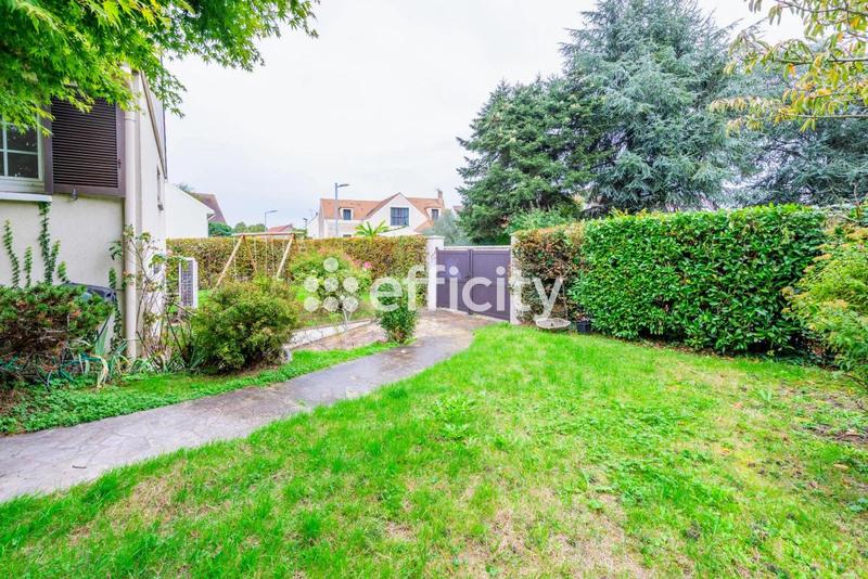 Pavillon - 150 m² - 6 pièces