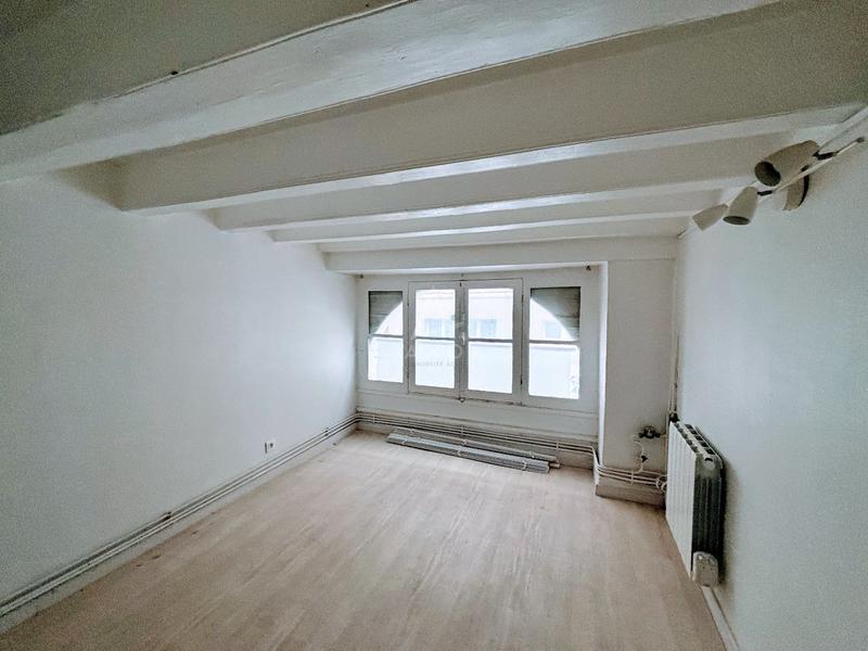 Bureau - 30 m² - 2 pièces