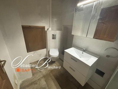 Maison - 136 m² - 8 pièces