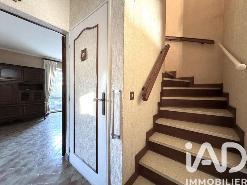 Maison - 91 m² - 5 pièces