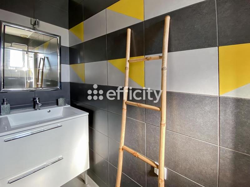 Maison - 134 m² - 5 pièces