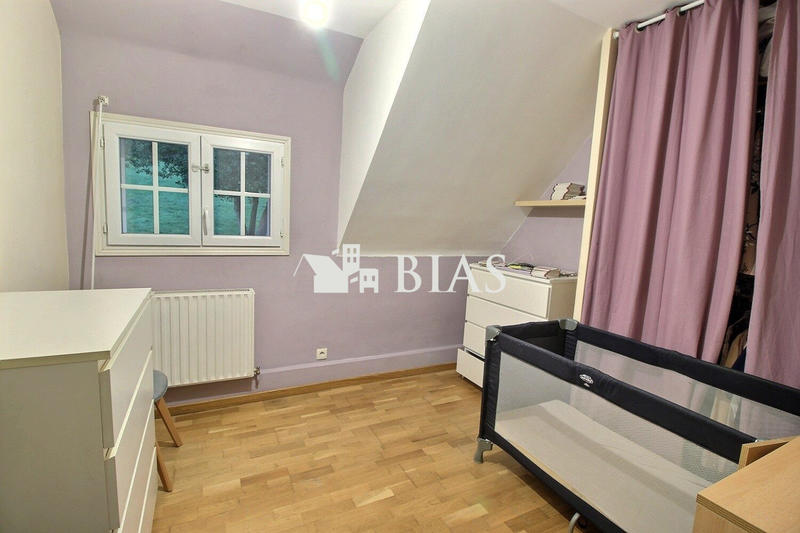 Maison - 188 m² - 7 pièces