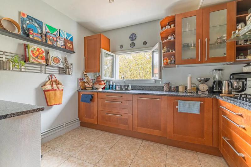 Appartement - 96 m² - 4 pièces