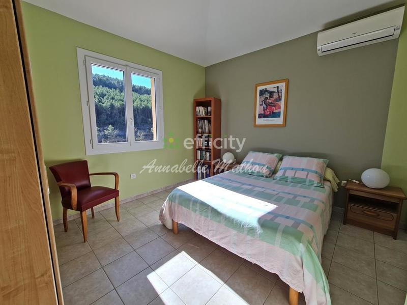 Villa - 197 m² - 6 pièces