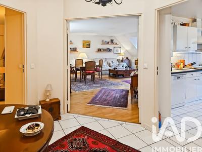 Appartement - 100 m² - 5 pièces