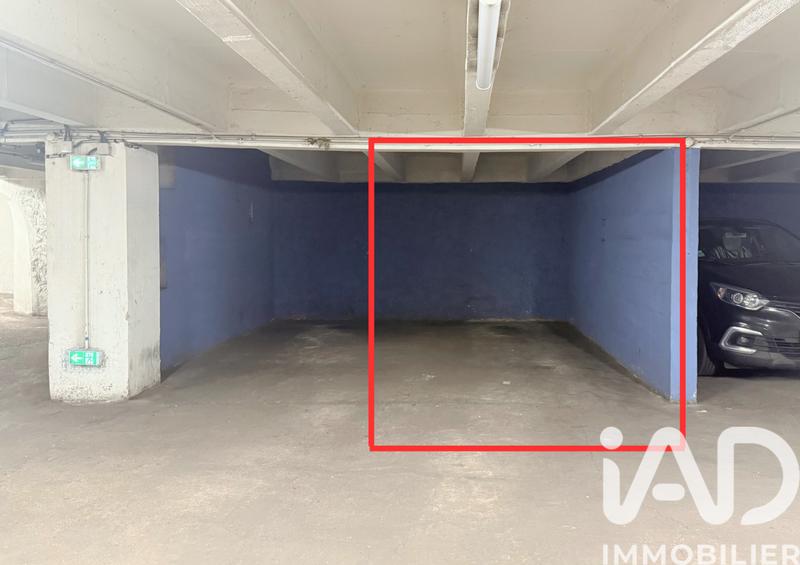 Parking - 10 m²