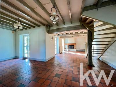 Maison - 180 m² - 8 pièces