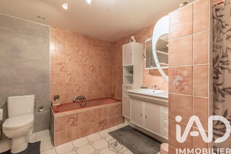 Maison - 138 m² - 6 pièces